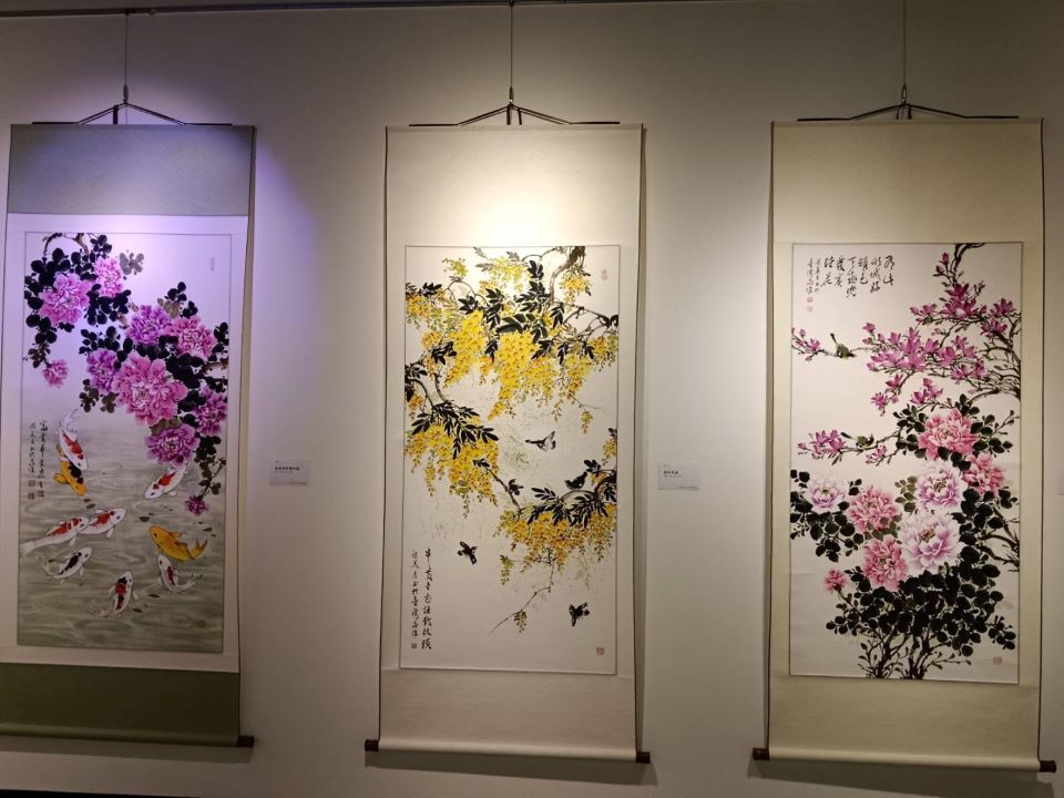 墨情傳愛‧梁美月創作巡迴展  多元媒材交織的藝術旅程